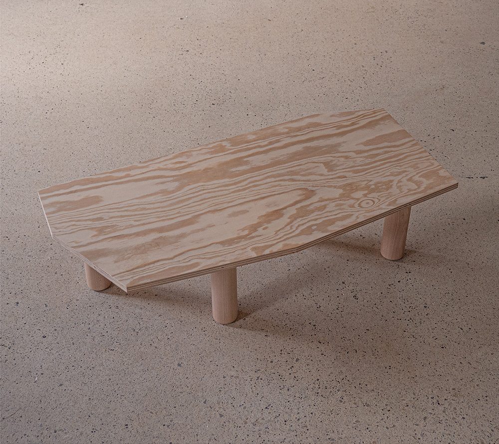 table basse en contreplaqué pin maritime